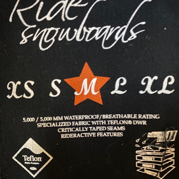 Ride Snowboards Women’s Jacket - Picture 5 of 10